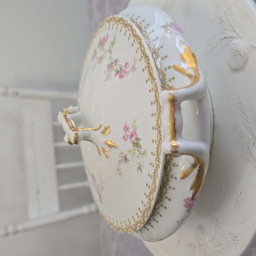 Vintage PL Limoges France M Redon Round Dish Lid Handles Pink Roses - Picture 4 of 17